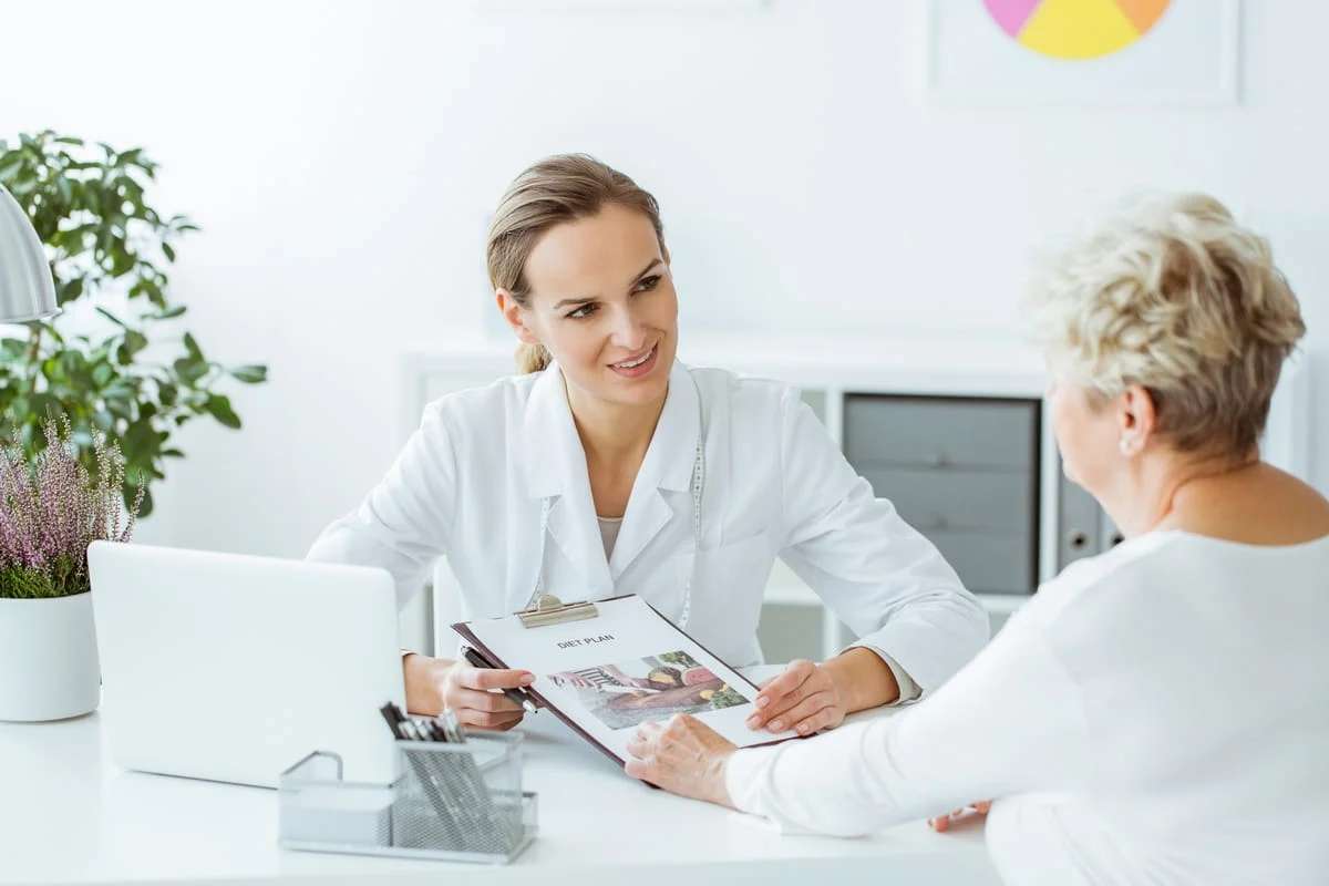 Private-Health-Insurance-Spain_compressed.jpg